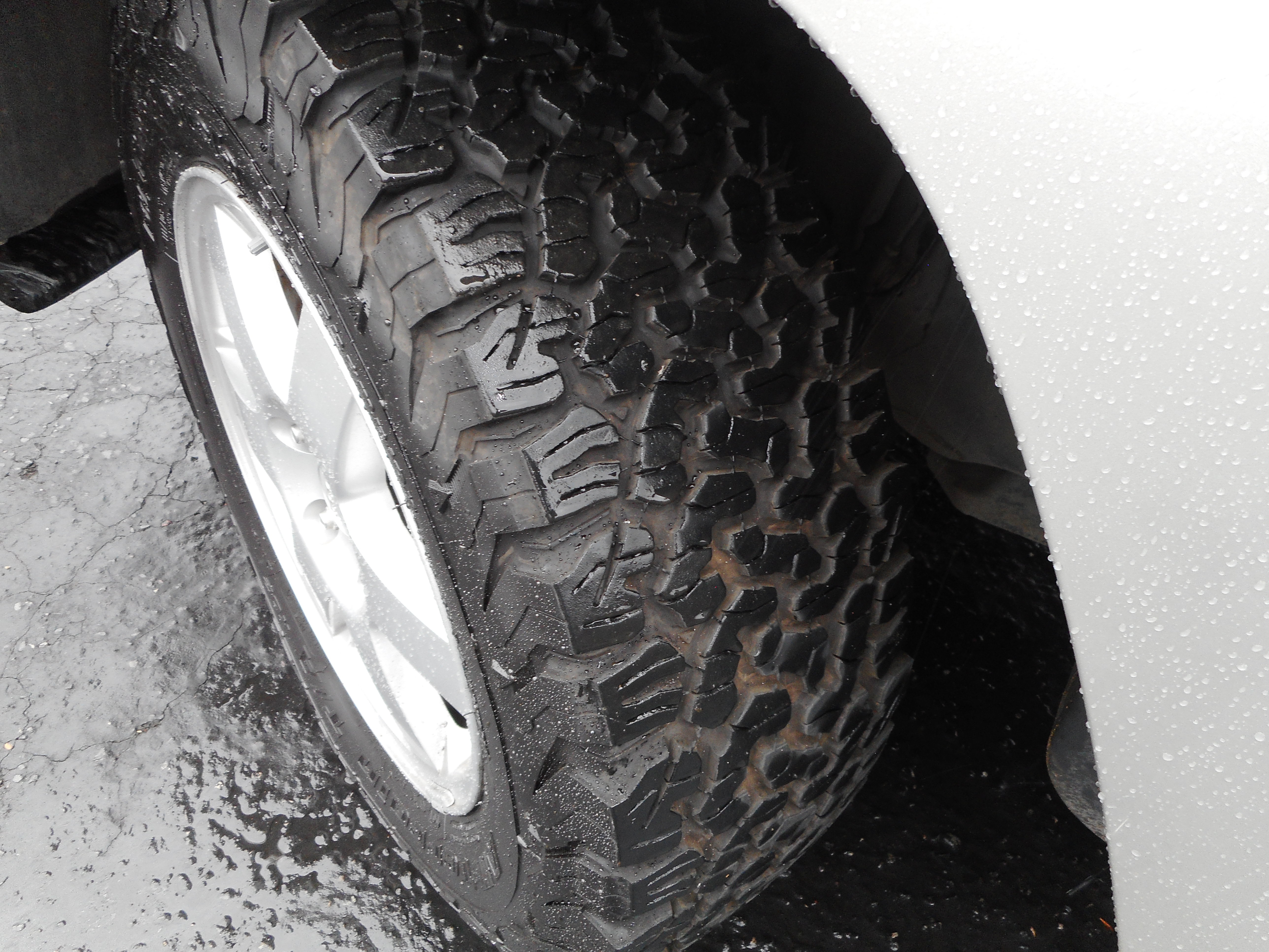 Used 2009 Jeep Grand Cherokee Laredo AWD/4WD image 11