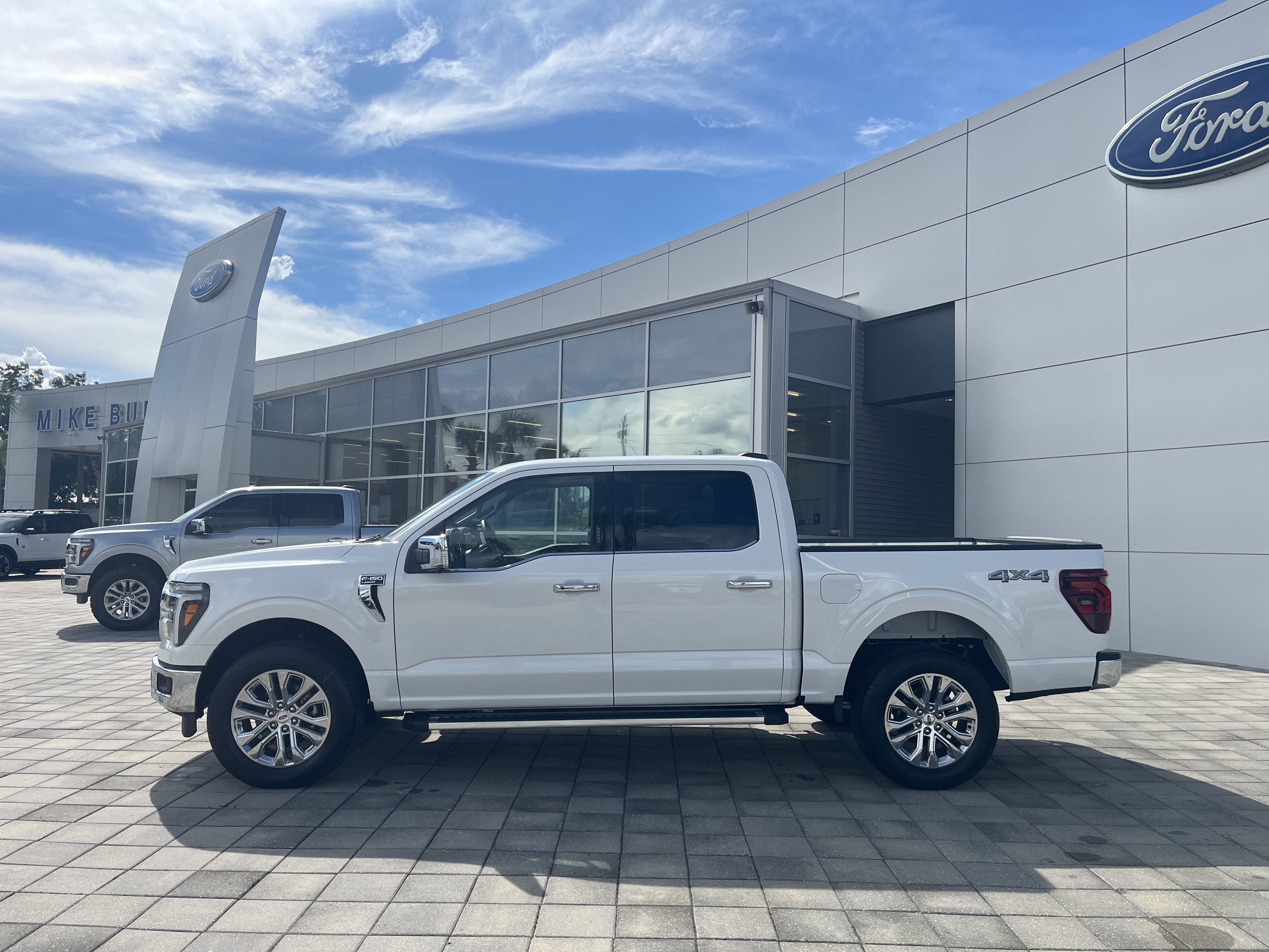New 2026 Ford F150 Lariat w/ Equipment Group 501A Mid AWD/4WD image 3