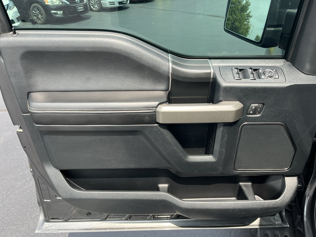 Used 2019 Ford F150 Raptor w/ Equipment Group 802A Luxury AWD/4WD image 16