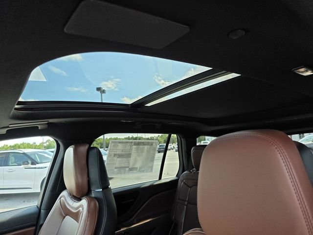 New 2026 Lincoln Aviator Reserve w/ Luxury Package RWD image 8