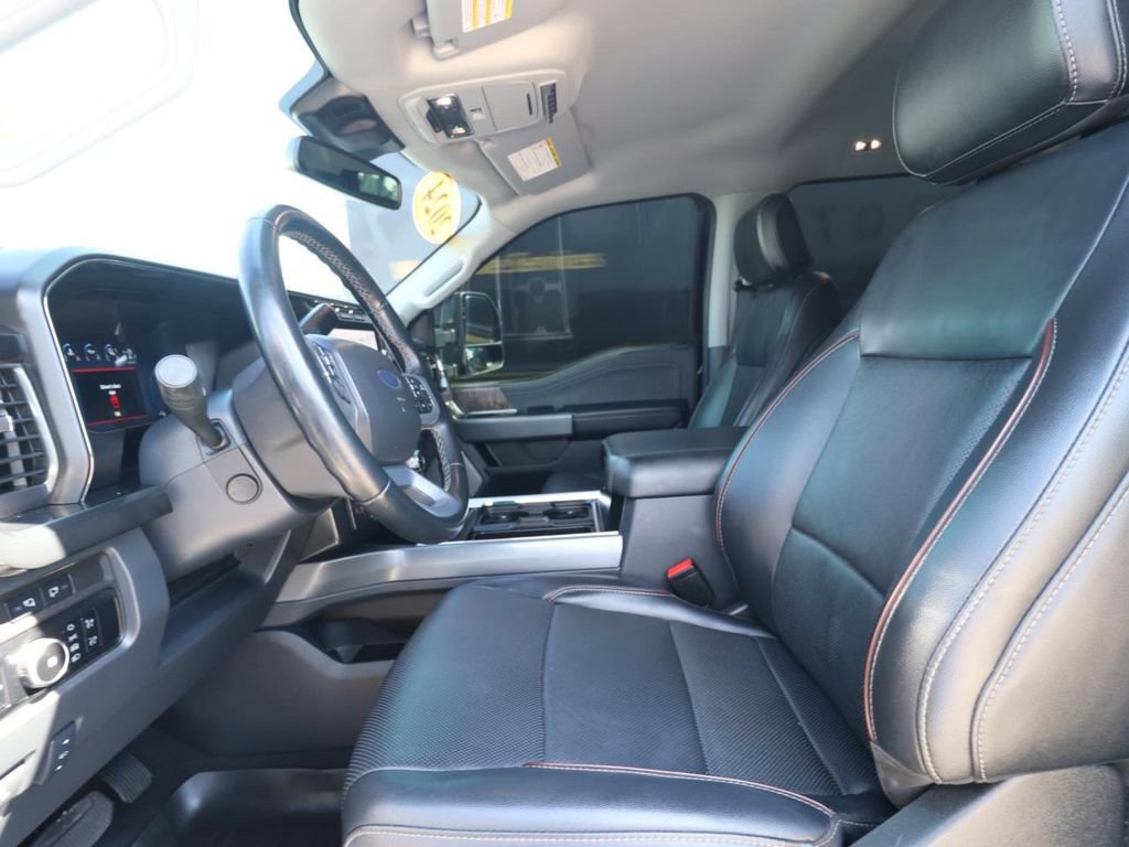 Used 2024 Ford F450 Lariat AWD/4WD image 2
