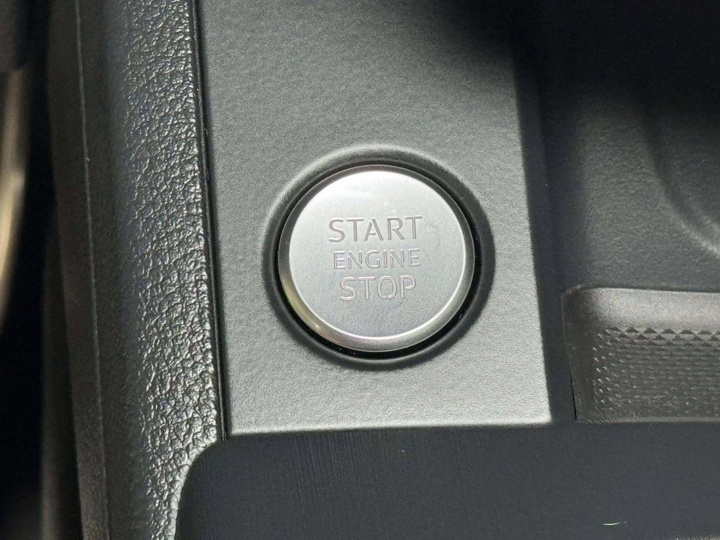 Used 2017 Audi A4 2.0T Premium w/ Audi MMI Navigation Plus image 13