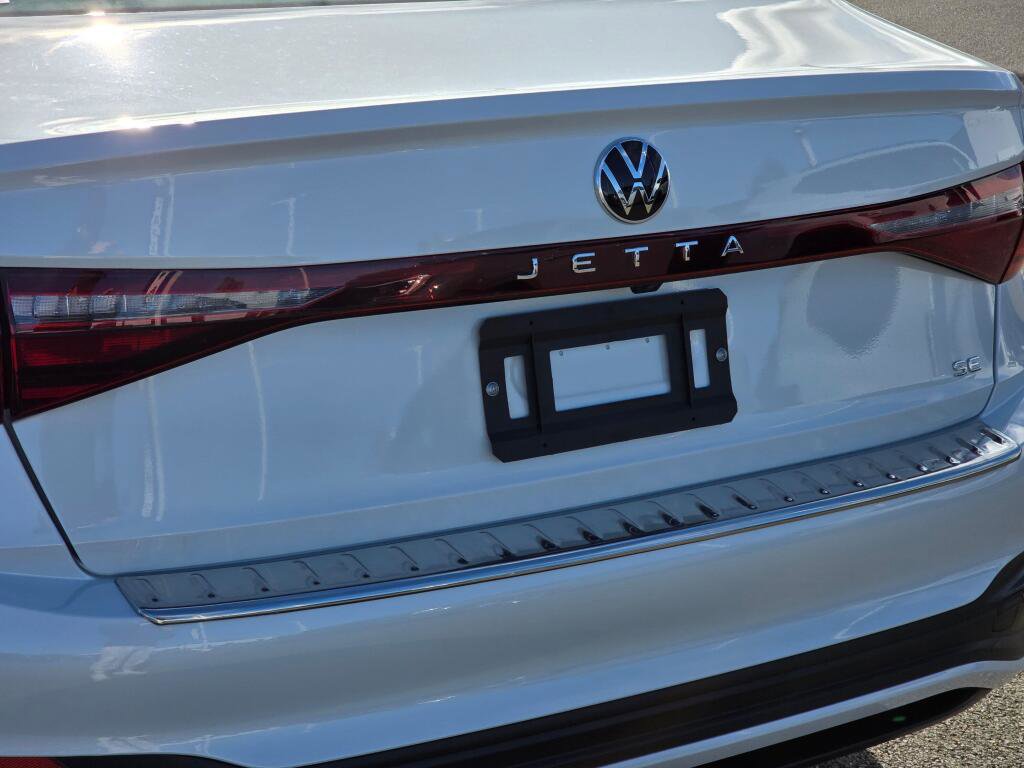 New 2026 Volkswagen Jetta SE image 13
