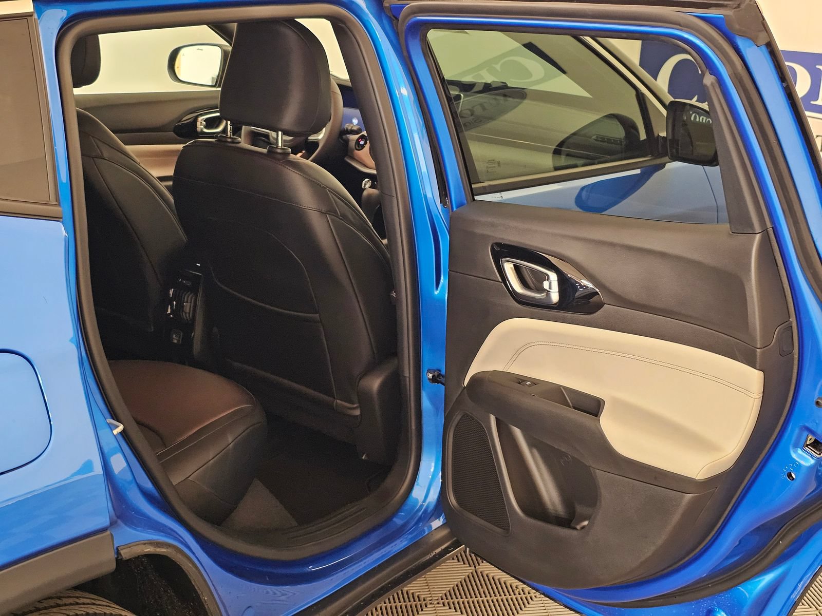 New 2026 Jeep Compass Limited AWD/4WD image 23