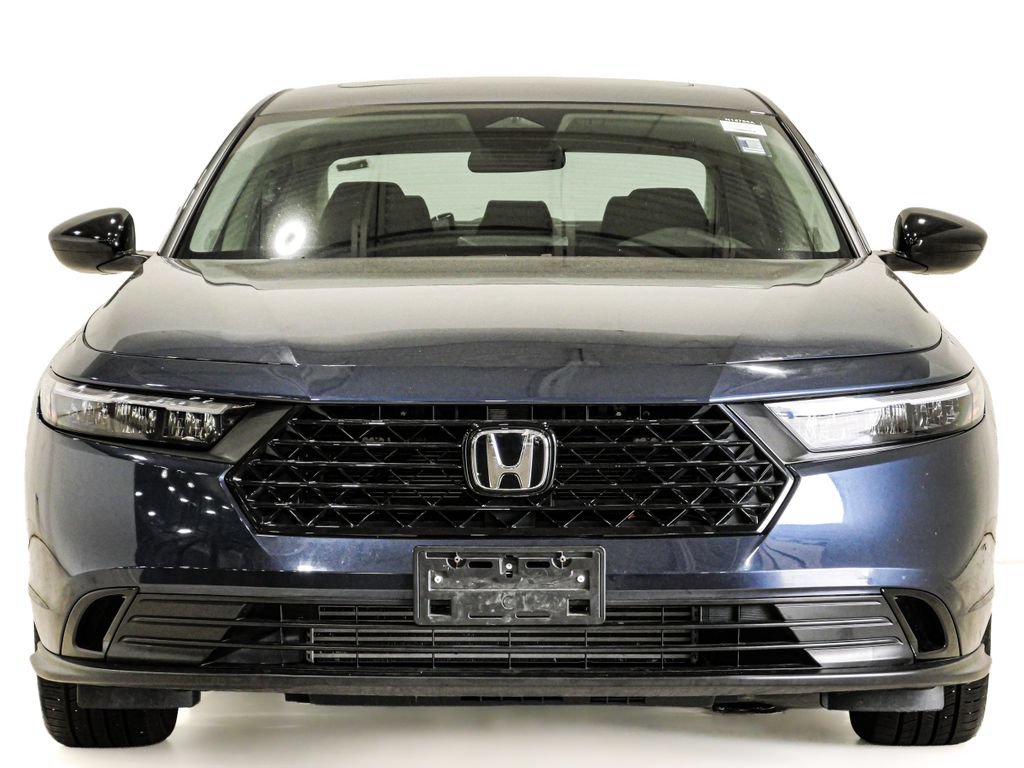 Used 2025 Honda Accord SE image 2