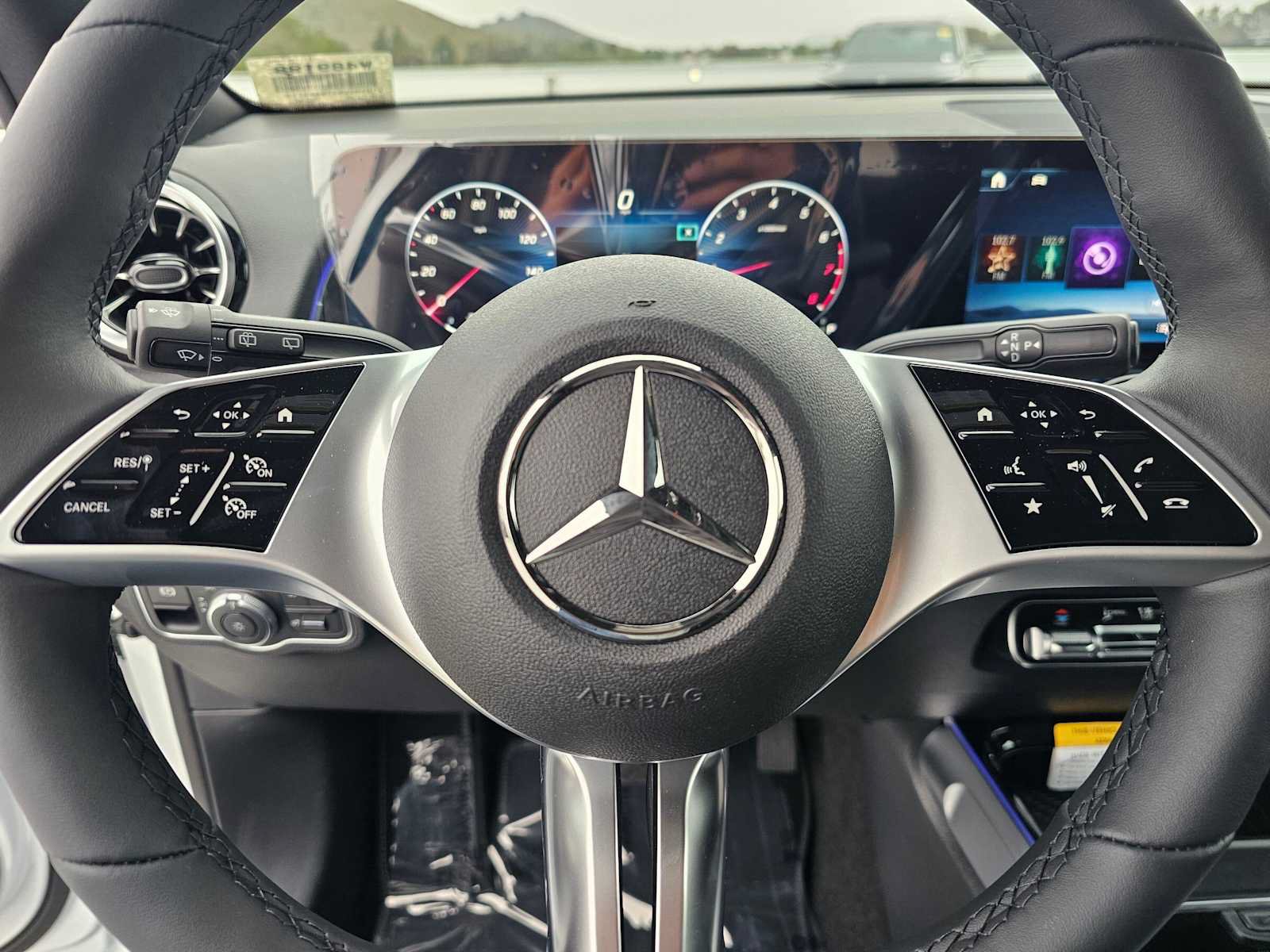 New 2026 Mercedes-Benz GLB 250 image 22