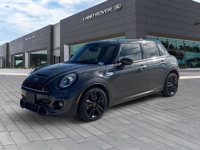 Used 2021 MINI Cooper S image 1