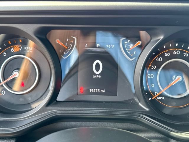 Used 2025 Jeep Wrangler Unlimited Sport AWD/4WD image 39
