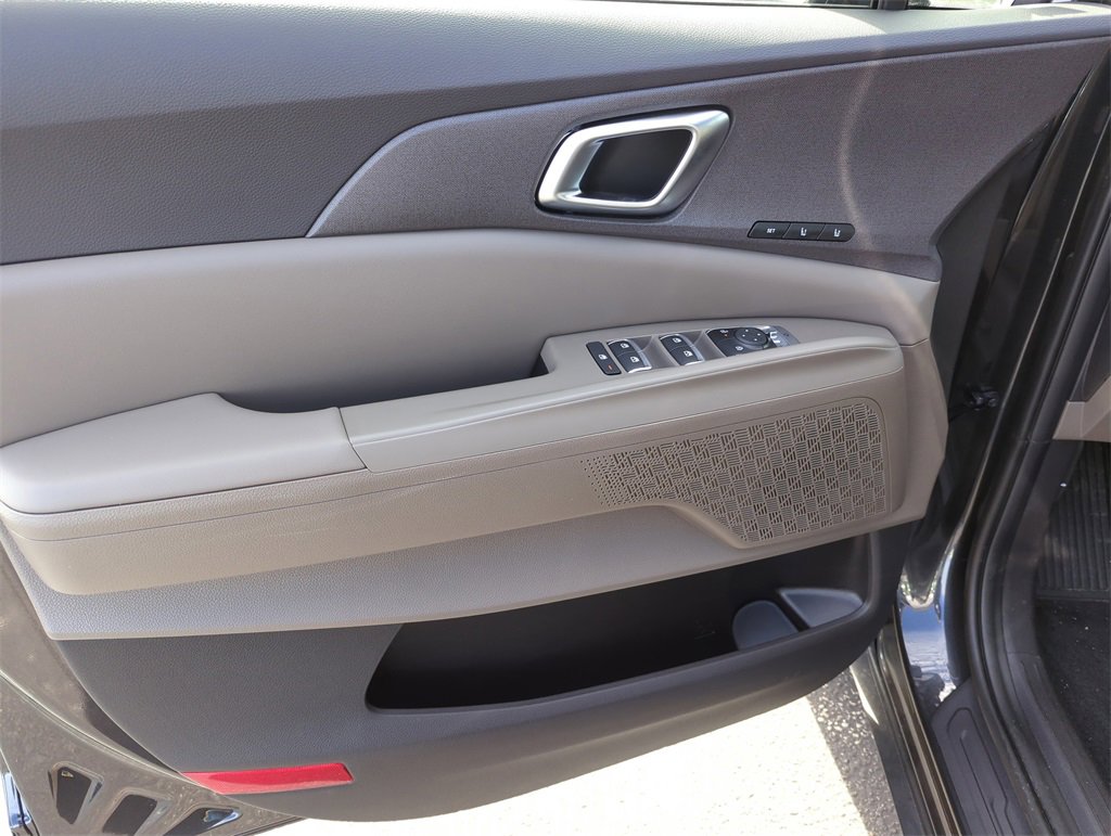 New 2026 Kia Carnival SX image 21