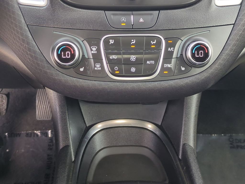 Used 2024 Chevrolet Malibu LT FWD image 18