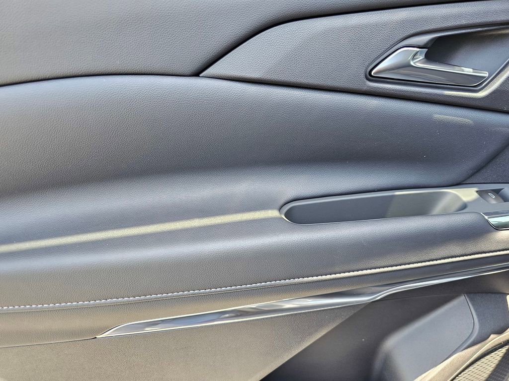 New 2026 Chevrolet Traverse LT FWD image 14