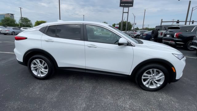 Used 2024 Buick Envista Sport Touring w/ Convenience I Package FWD image 3