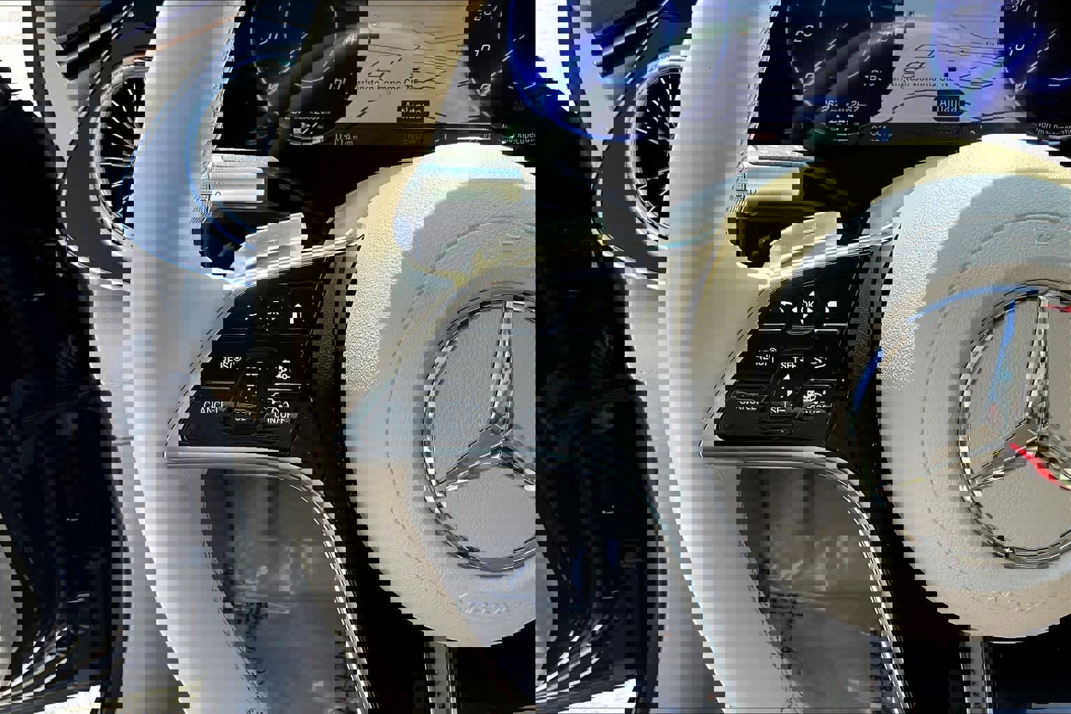 Used 2023 Mercedes-Benz EQS 580 4MATIC Sedan image 23