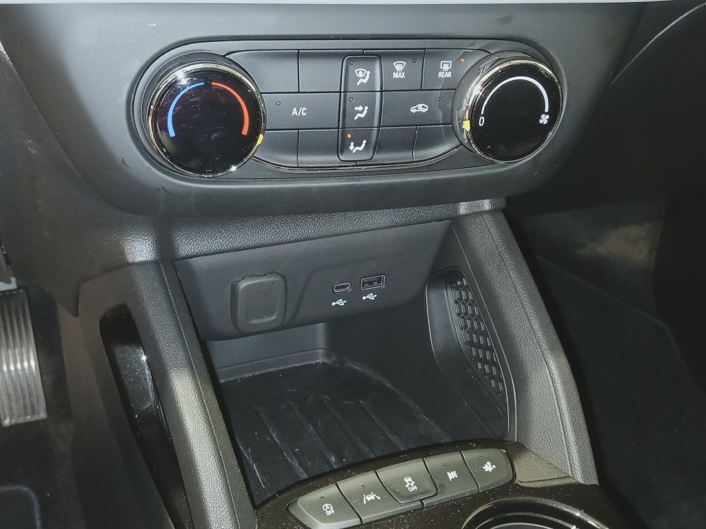 Used 2024 Chevrolet TrailBlazer LS FWD image 19