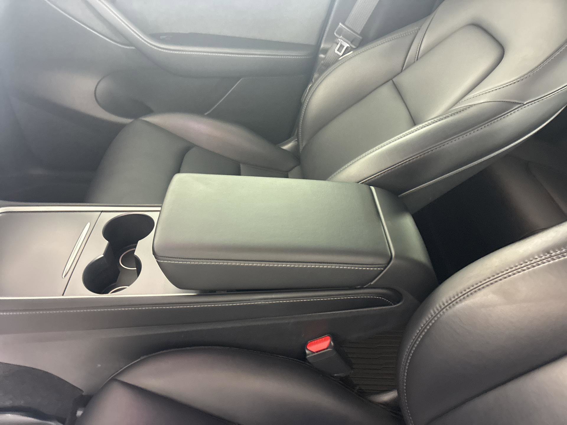 Used 2021 Tesla Model Y Long Range image 13