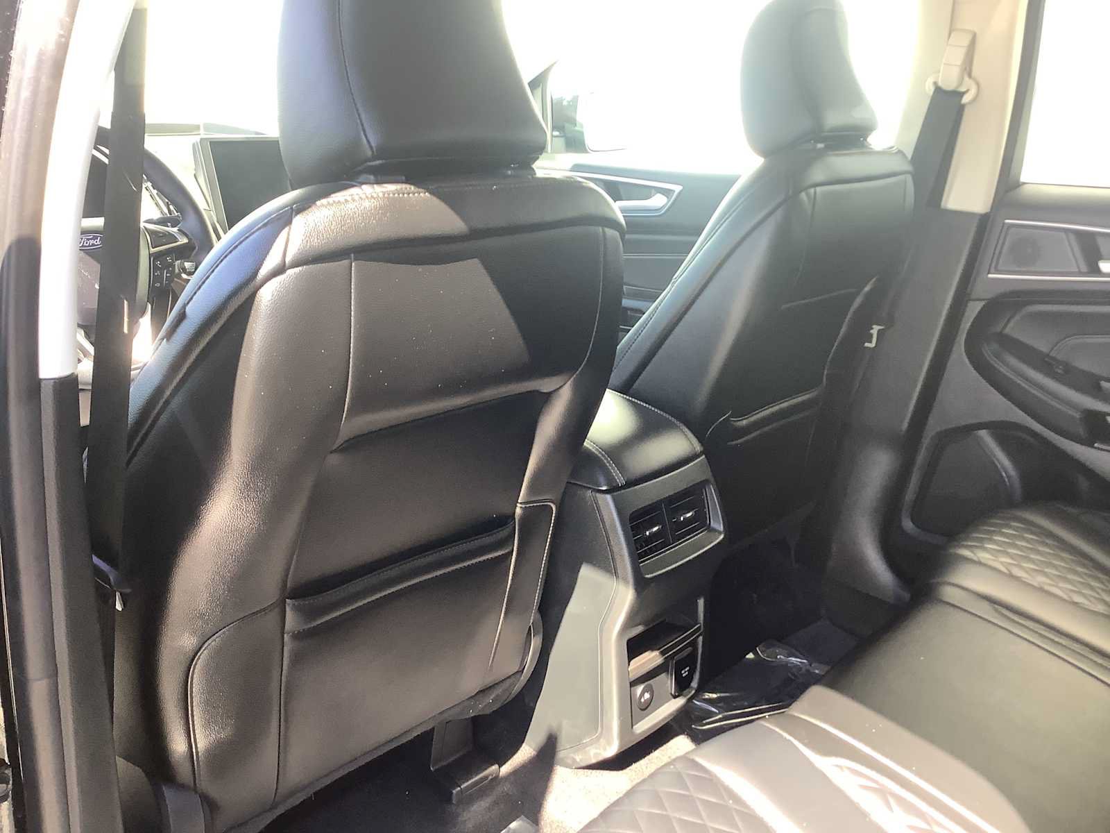 Used 2024 Ford Edge Titanium AWD/4WD image 12