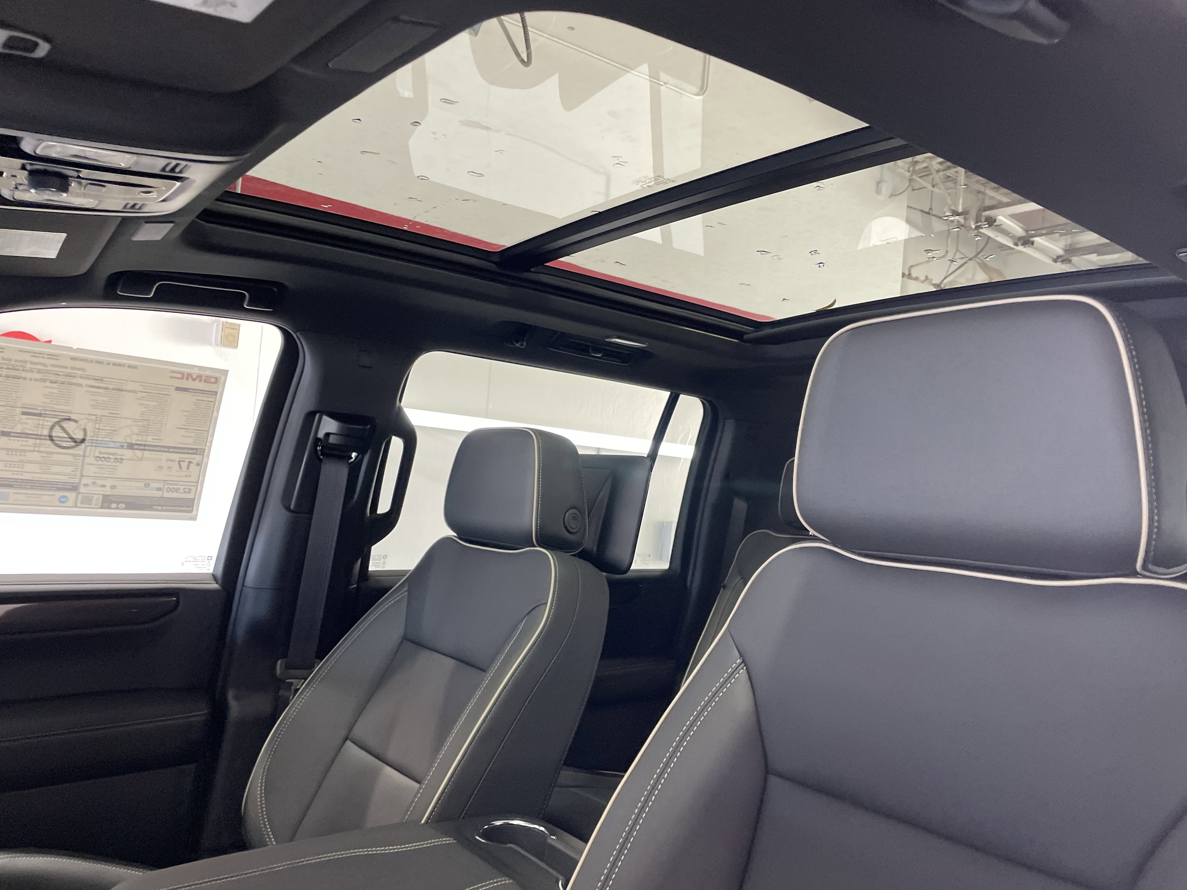 New 2026 GMC Yukon XL Elevation w/ Elevation Premium Package image 16