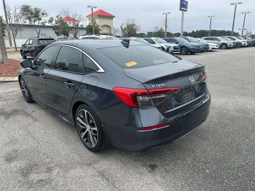 Used 2023 Honda Civic Touring image 8