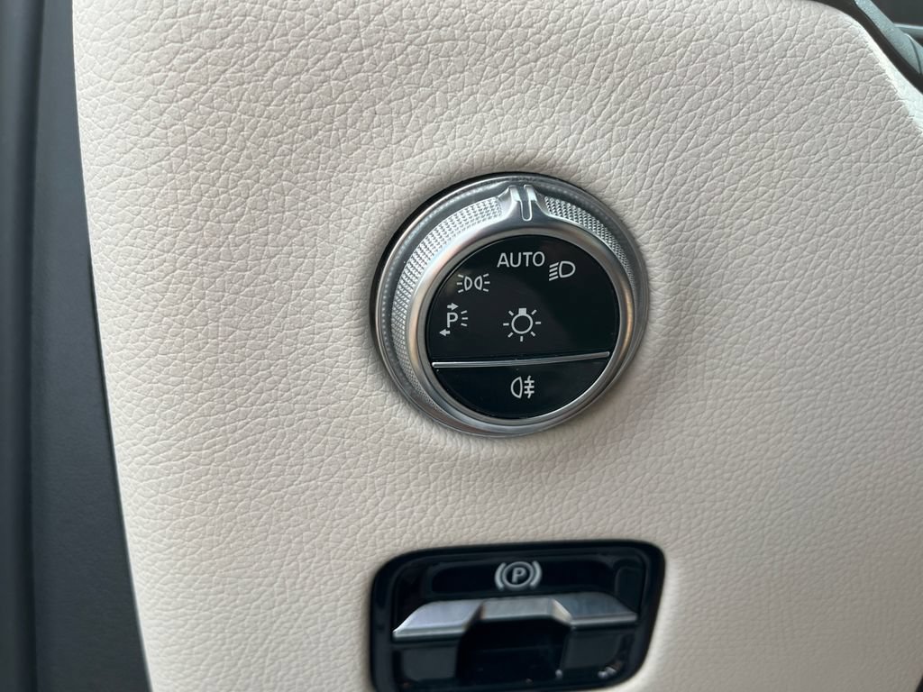 Certified 2023 Mercedes-Benz GLC 300 4MATIC image 26