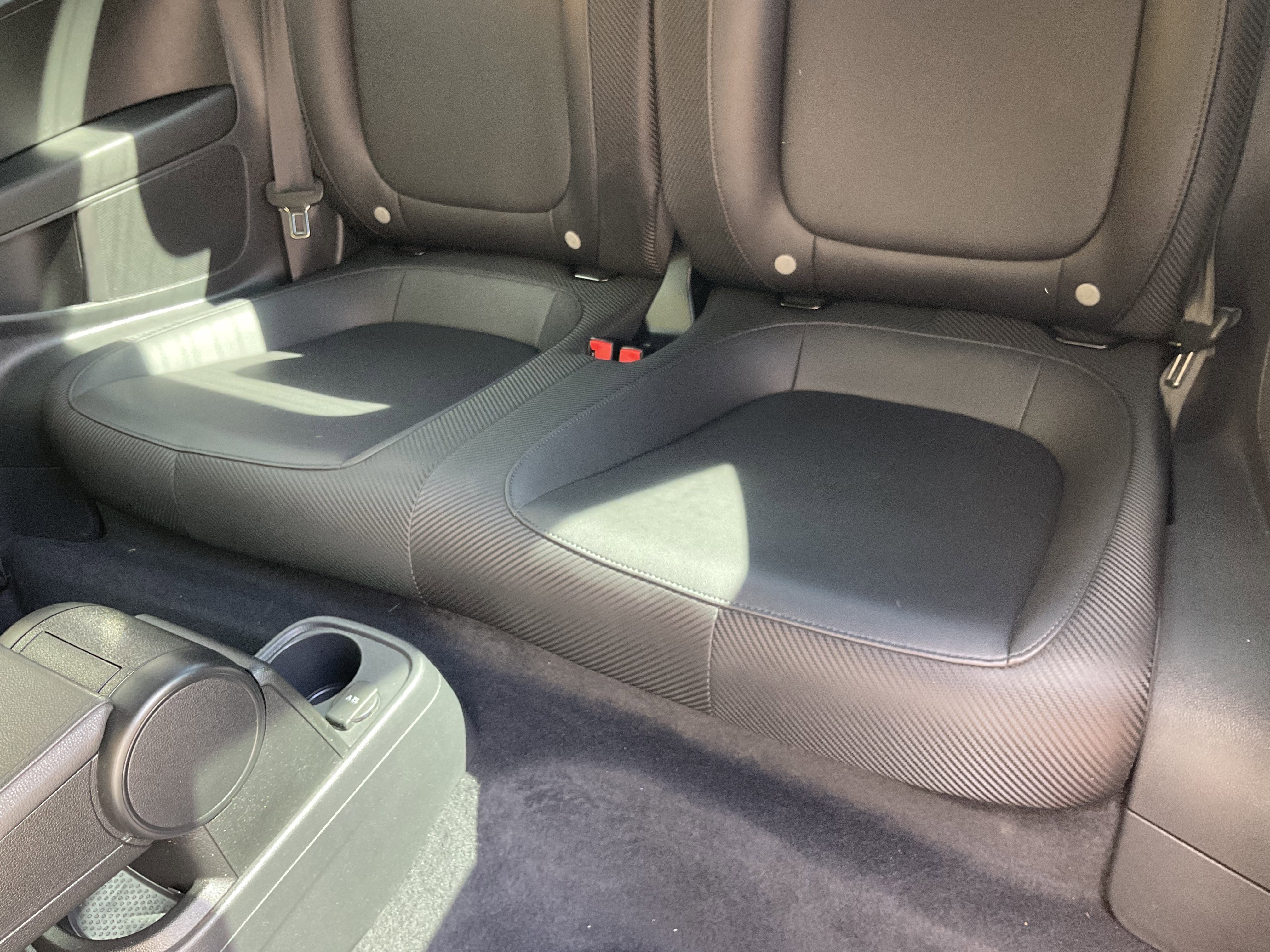 Used 2013 Volkswagen Beetle TDI image 31