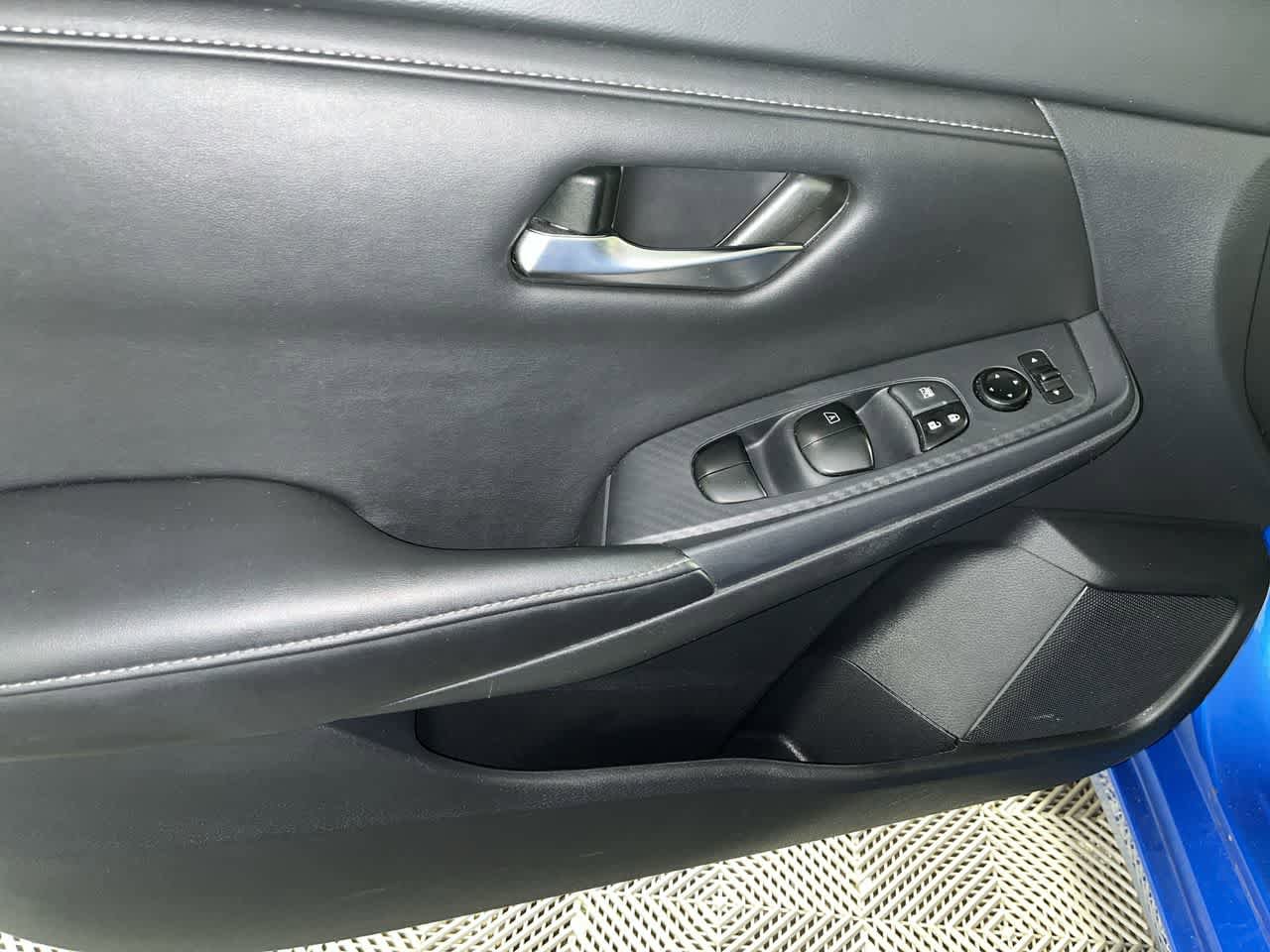 Used 2023 Nissan Sentra SV FWD image 13