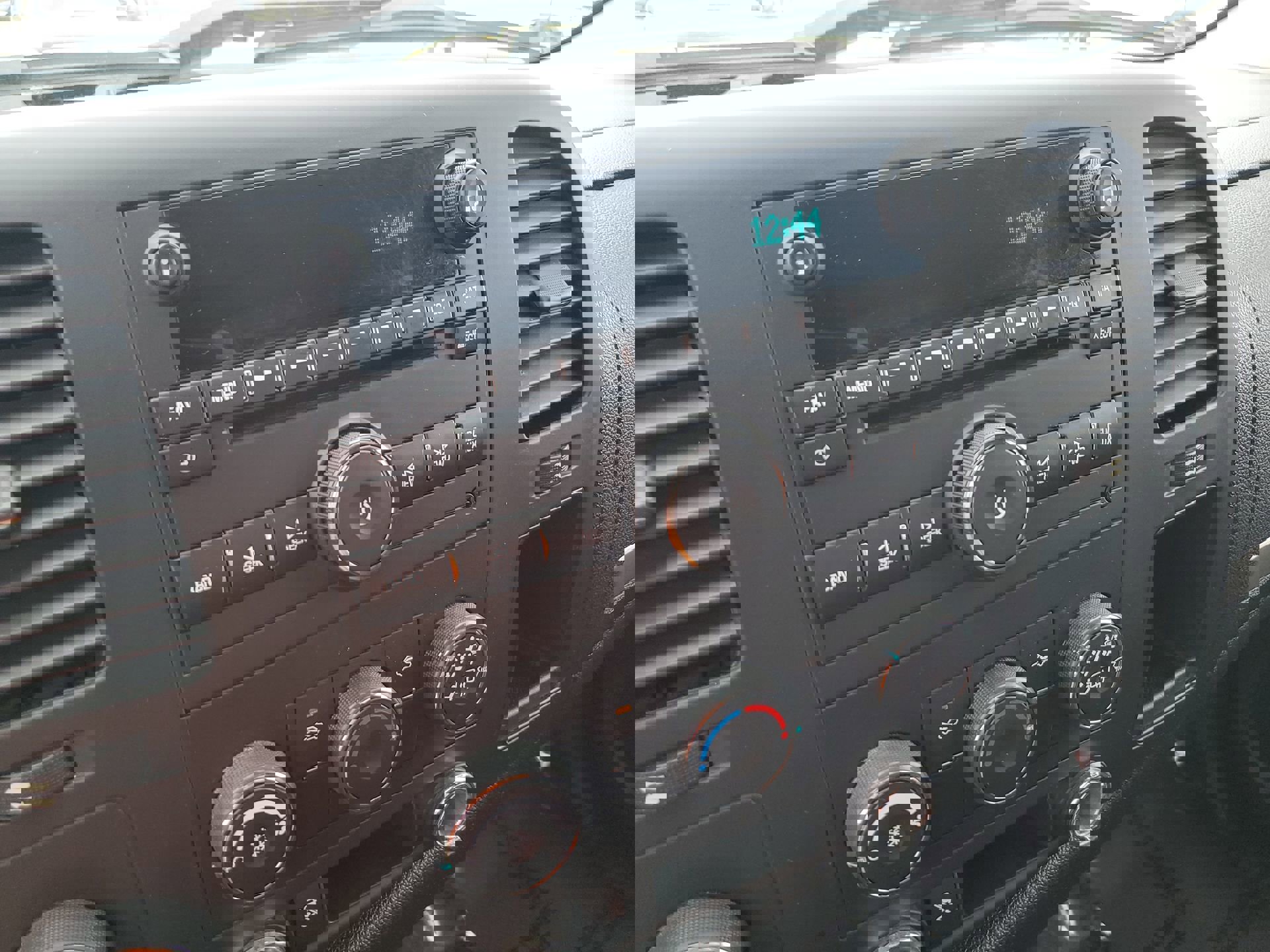 Used 2011 GMC Sierra 1500 SLE image 21