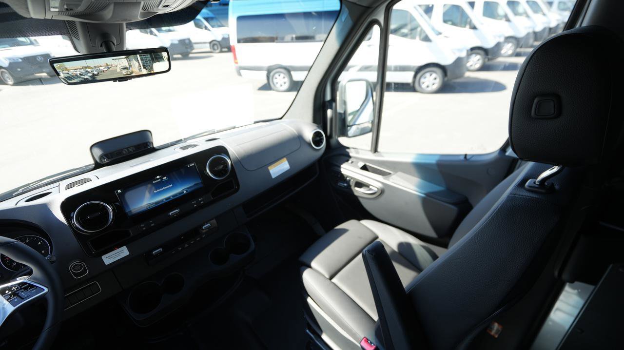 New 2026 Mercedes-Benz Sprinter 3500 image 18