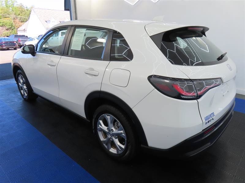 Used 2023 Honda HR-V LX image 10