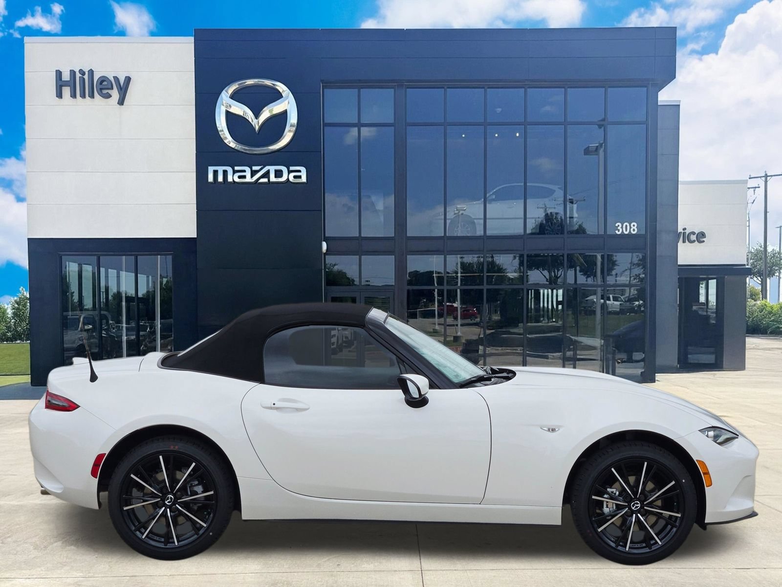 New 2026 MAZDA MX-5 Miata Grand Touring RWD image 3