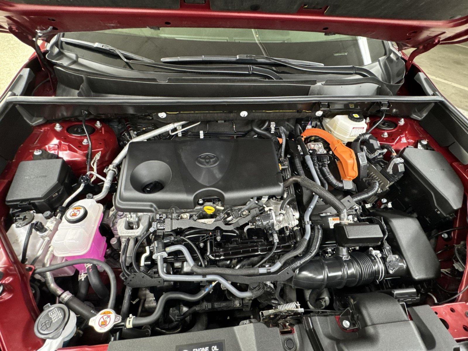 Used 2022 Toyota RAV4 XLE Premium AWD/4WD image 41