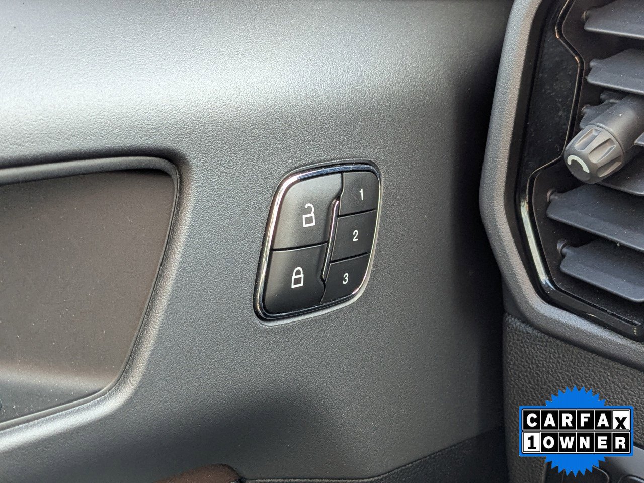 Certified 2023 Ford Bronco Sport Outer Banks w/ Tech Package AWD/4WD image 28