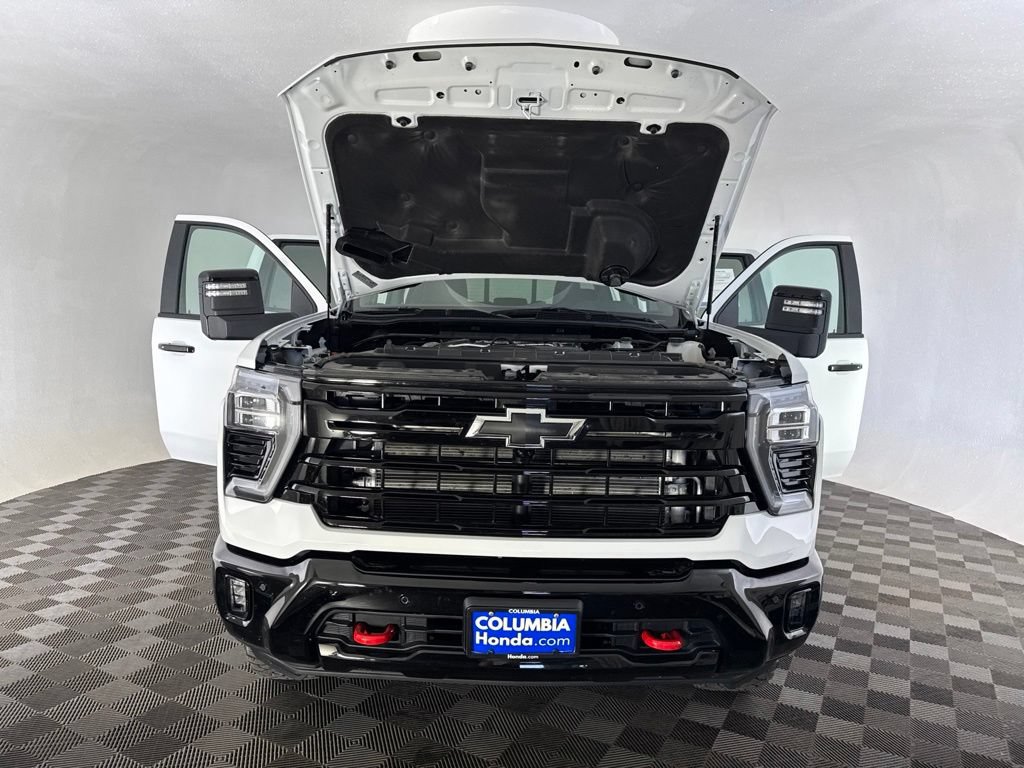 Used 2026 Chevrolet Silverado 2500 LT w/ Trail Boss Package AWD/4WD image 12