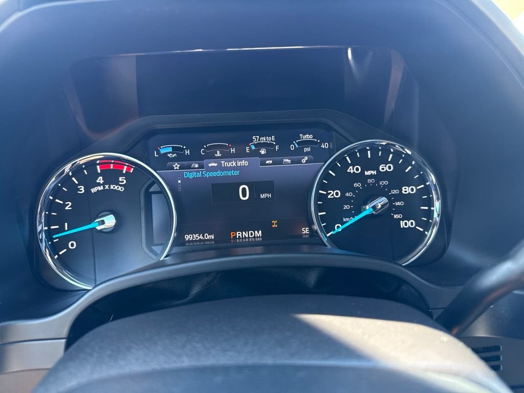 Used 2020 Ford F350 Platinum w/ FX4 Off-Road Package AWD/4WD image 21
