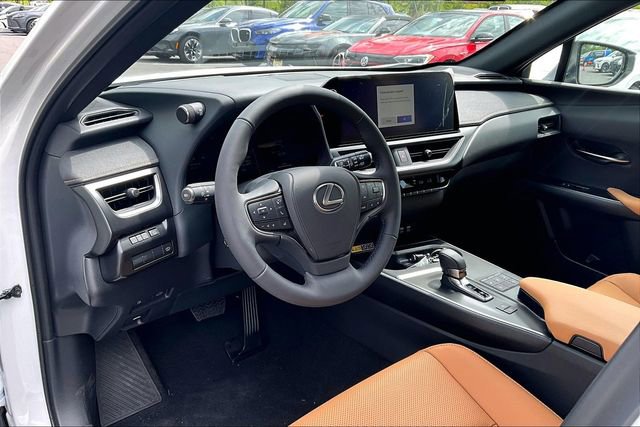 New 2026 Lexus UX 300h AWD image 6