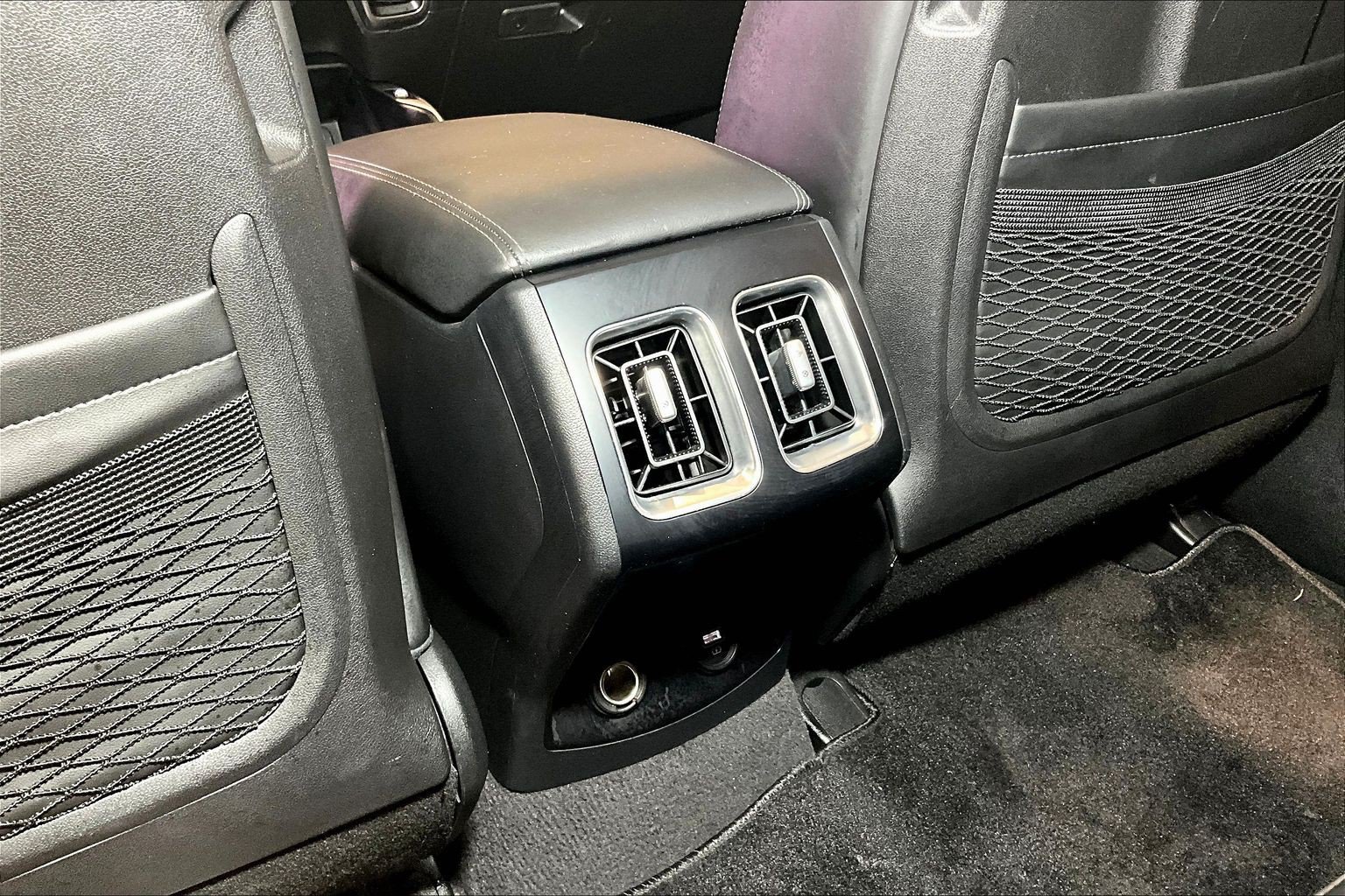 Used 2023 Kia Sorento S w/ Panoramic Sunroof Package FWD image 11