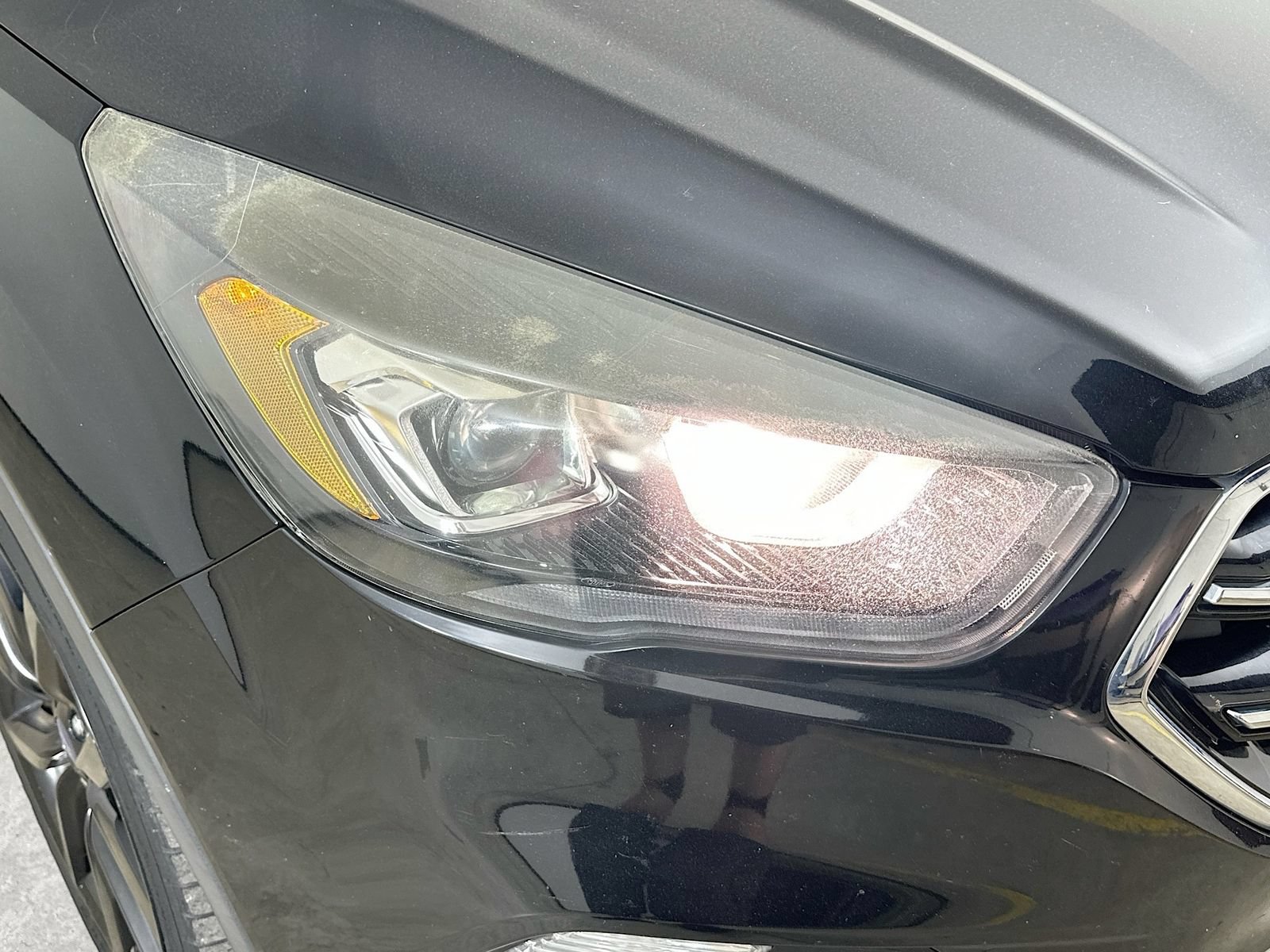 Used 2017 Ford Escape Titanium AWD/4WD image 10
