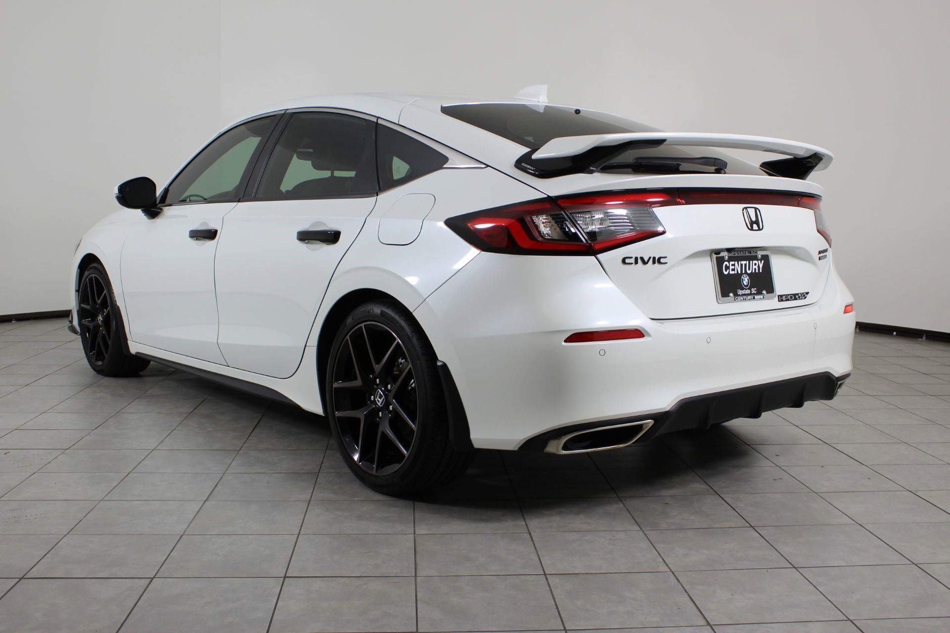 Used 2024 Honda Civic Sport Touring image 3