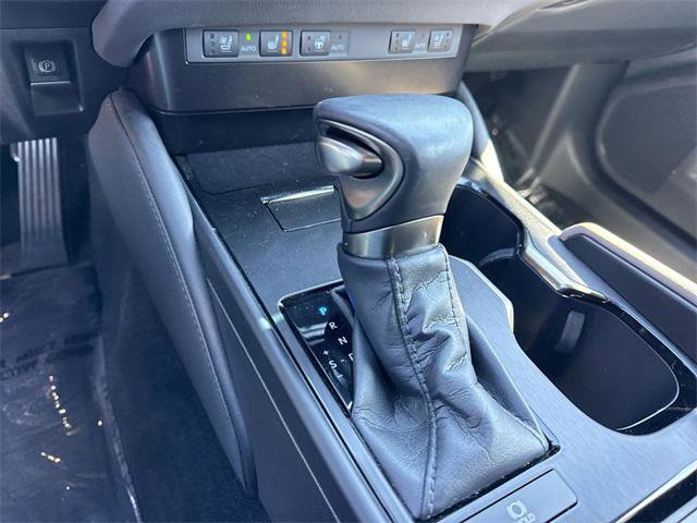 Certified 2023 Lexus ES 350 w/ Premium Package image 20