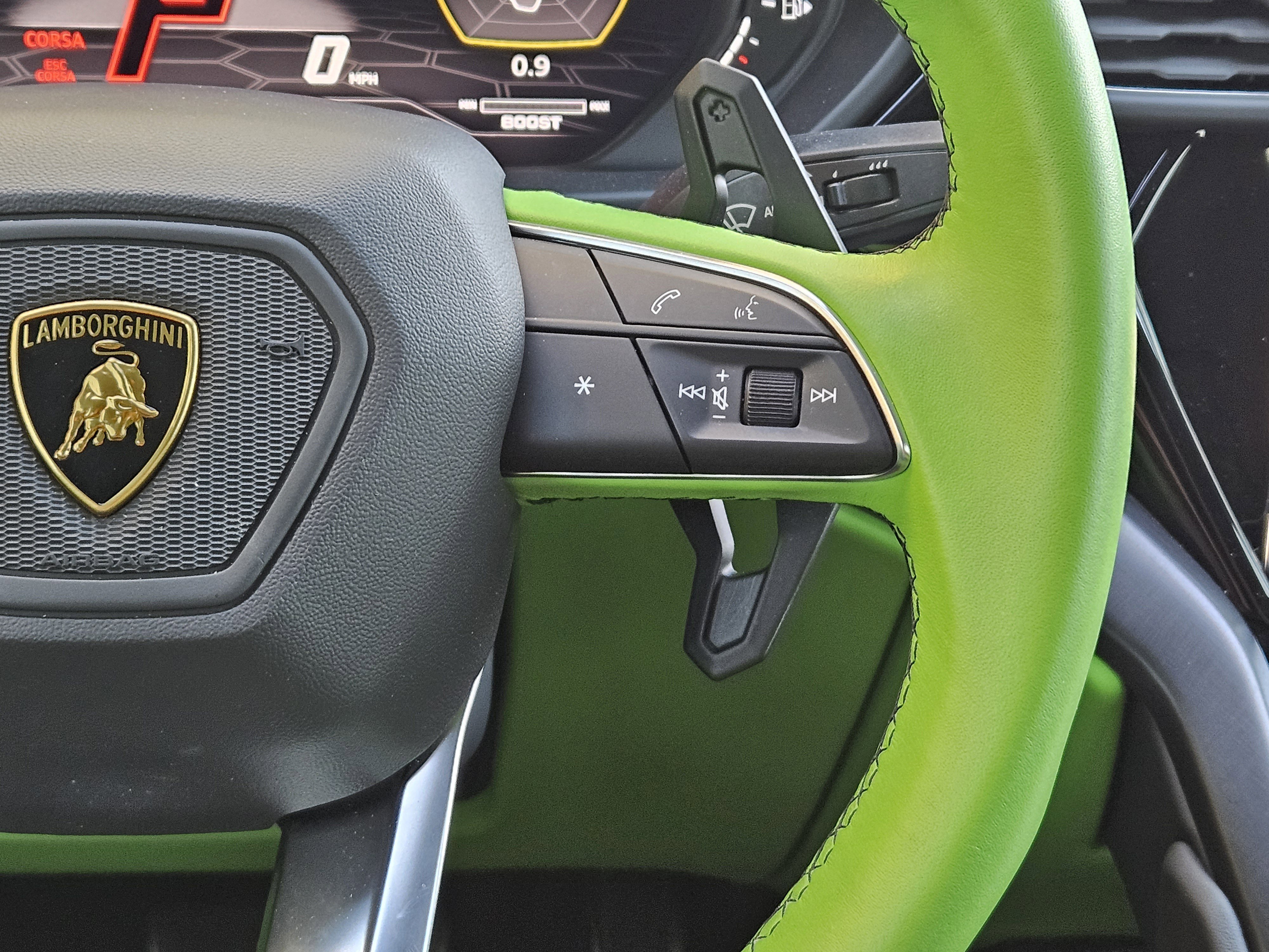 Used 2021 Lamborghini Urus image 30