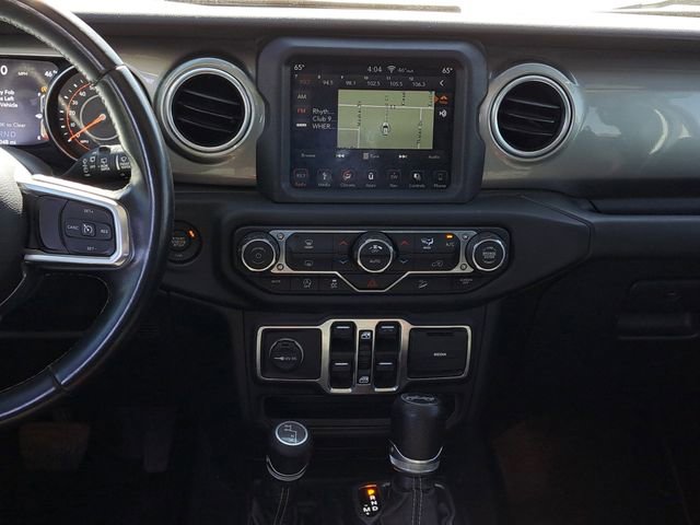 Used 2018 Jeep Wrangler Unlimited Sahara w/ Uconnect 4C Nav & Sound Group AWD/4WD image 20