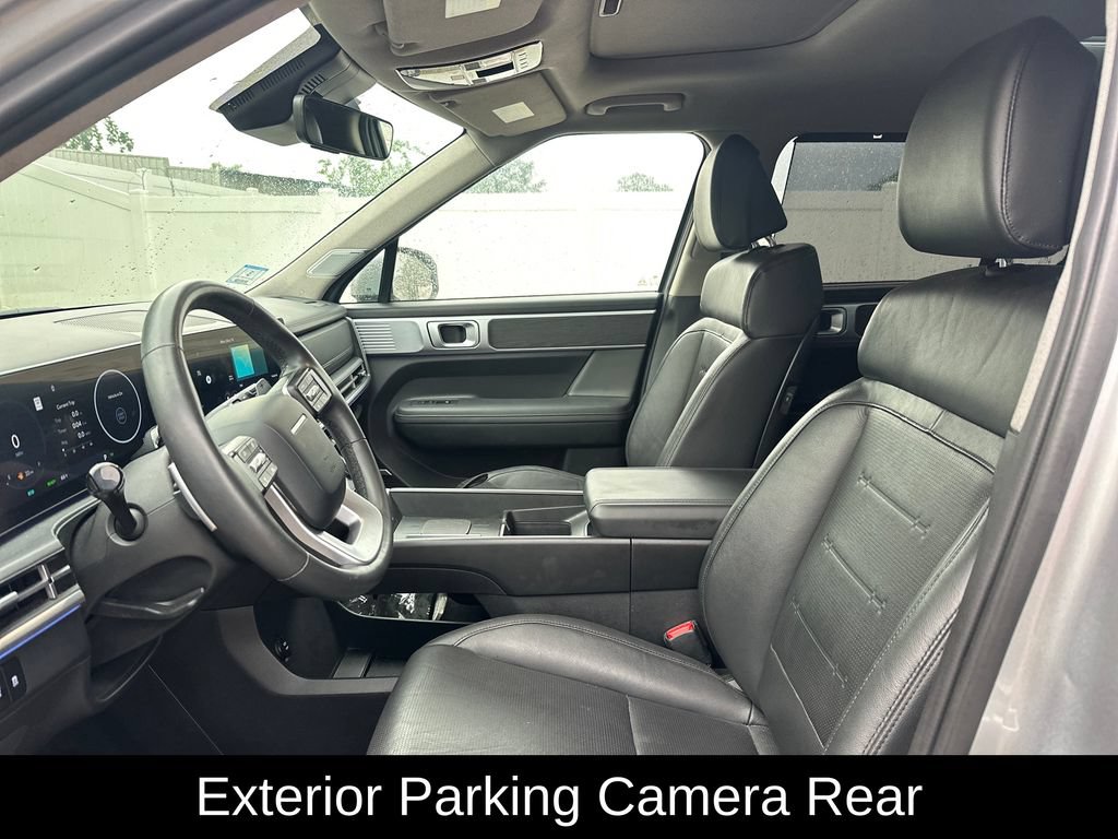 Used 2025 Hyundai Santa Fe Limited AWD/4WD image 11