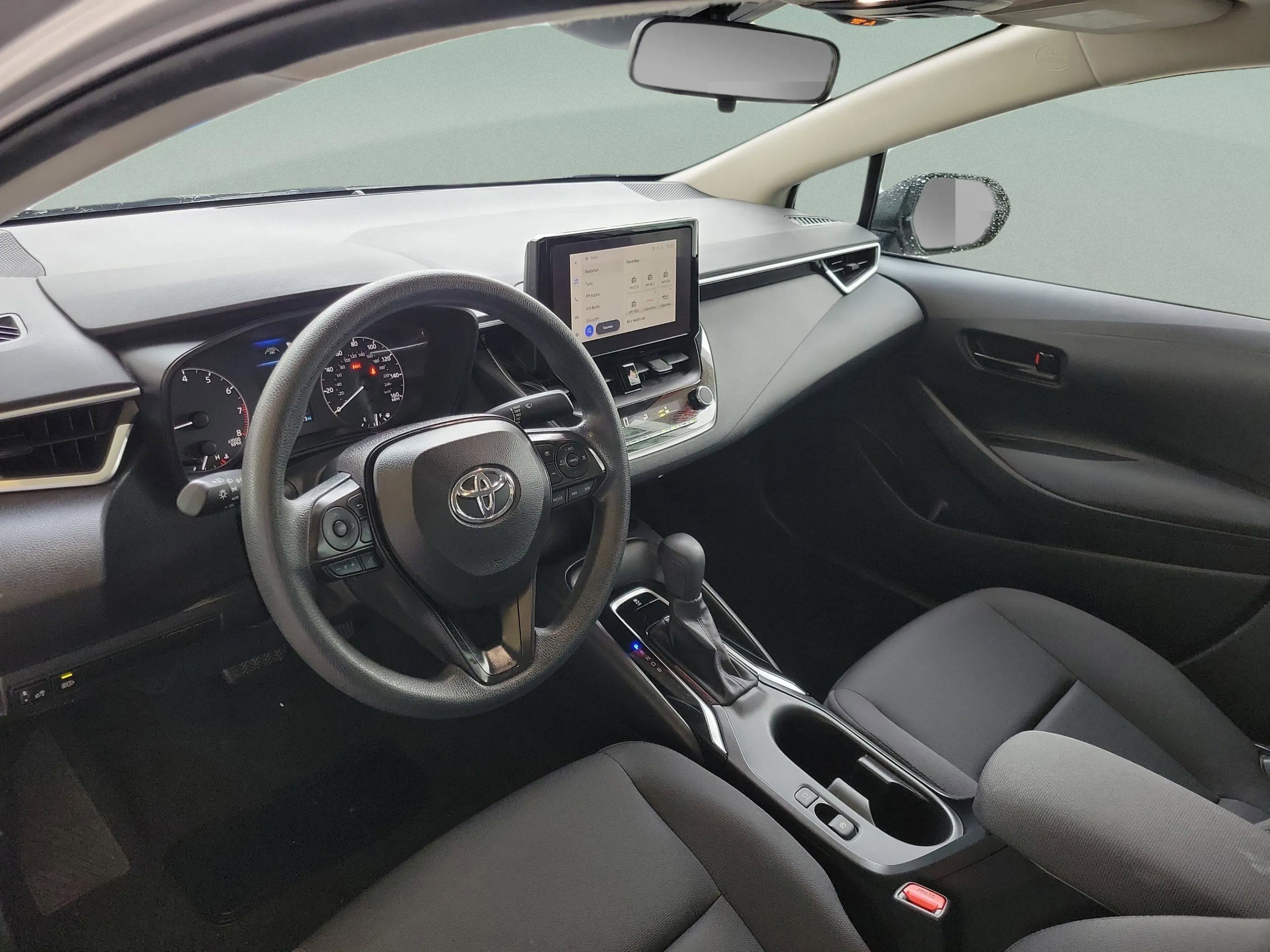 Used 2024 Toyota Corolla LE image 24