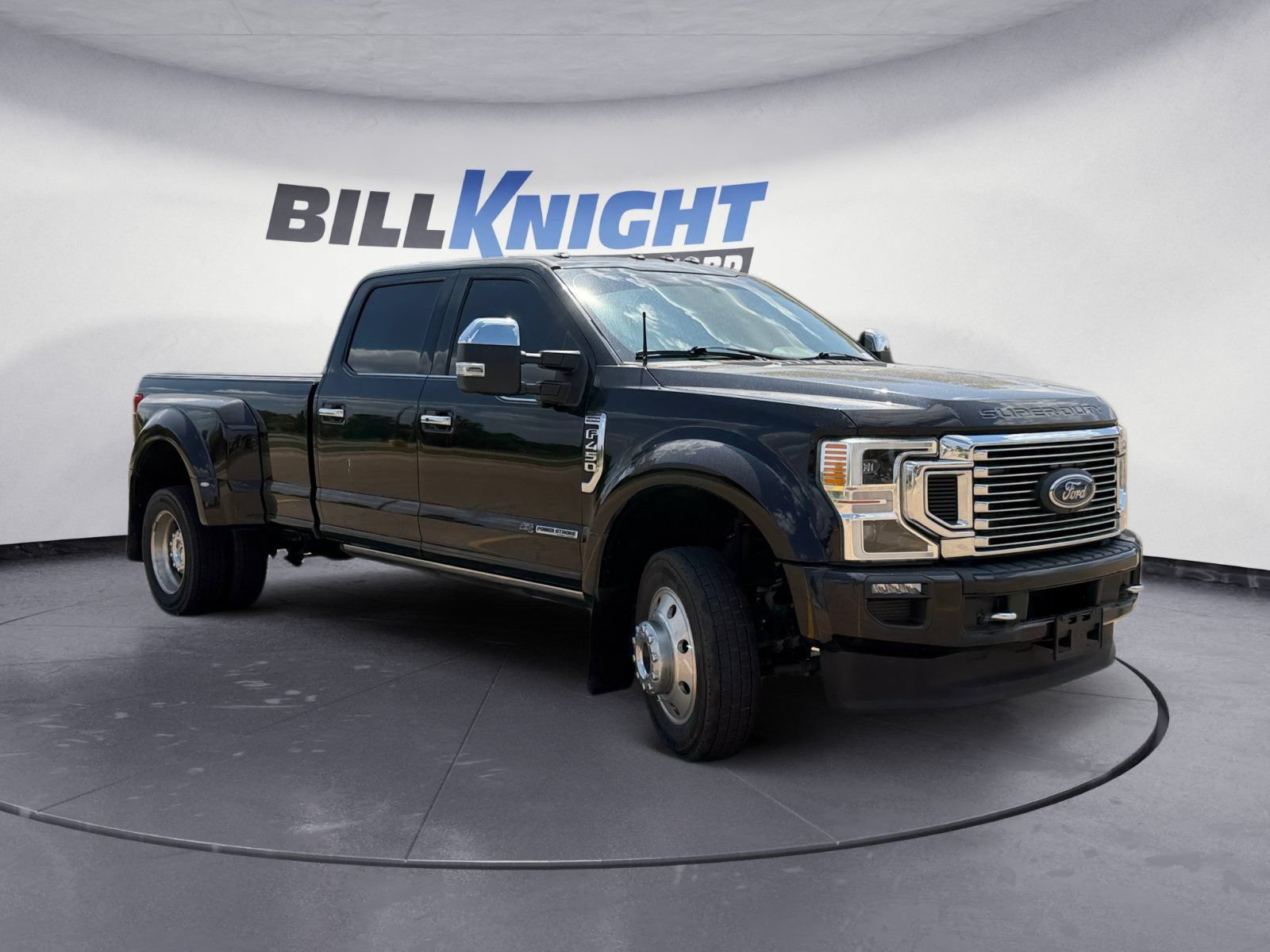 Used 2022 Ford F450 Platinum w/ FX4 Off-Road Package AWD/4WD image 7