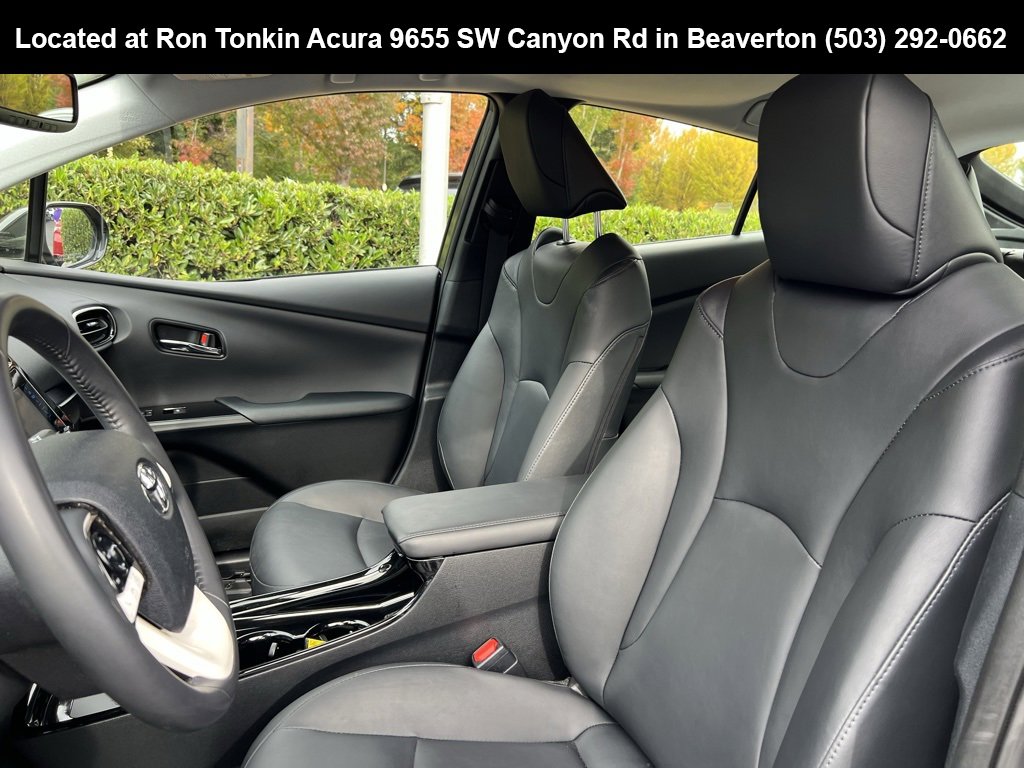 Used 2017 Toyota Prius Four image 14