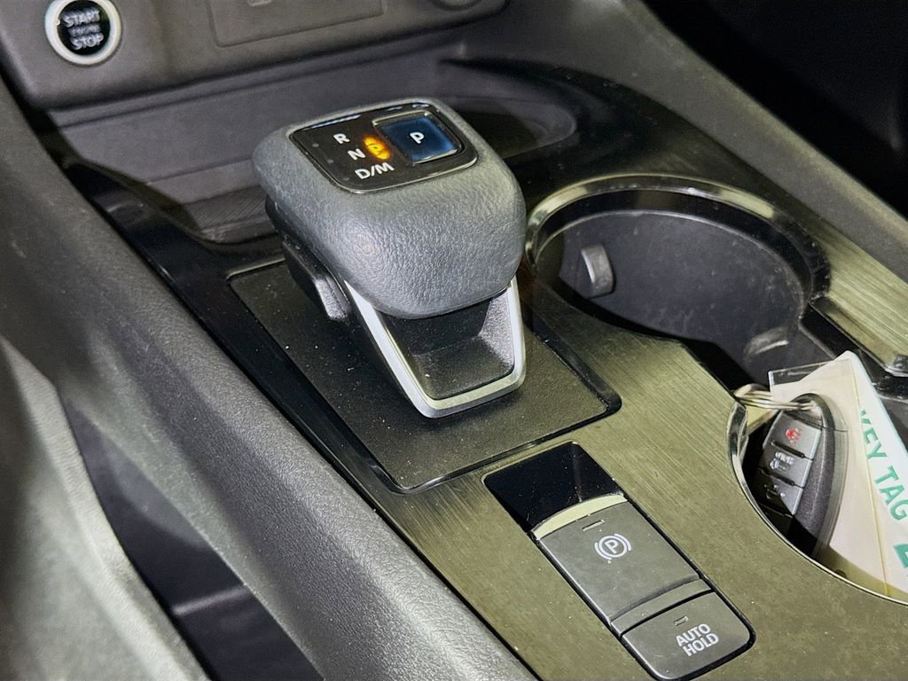 Used 2021 Nissan Rogue SV w/ Premium Package FWD image 13