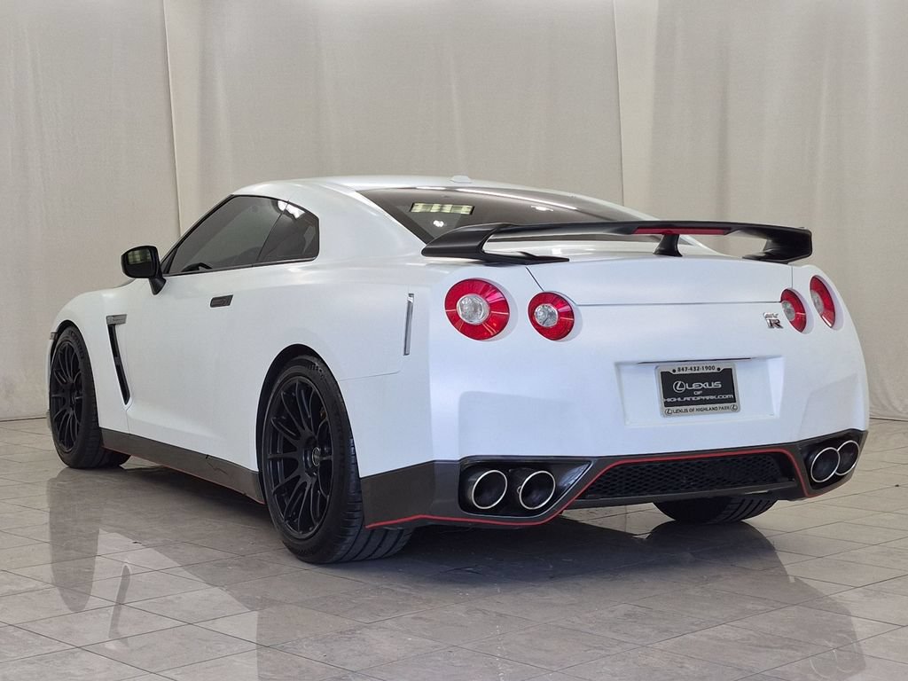 Used 2009 Nissan GT-R Premium AWD/4WD image 6
