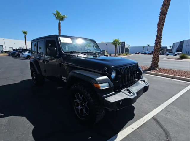 Used 2018 Jeep Wrangler Unlimited Sport S AWD/4WD image 5