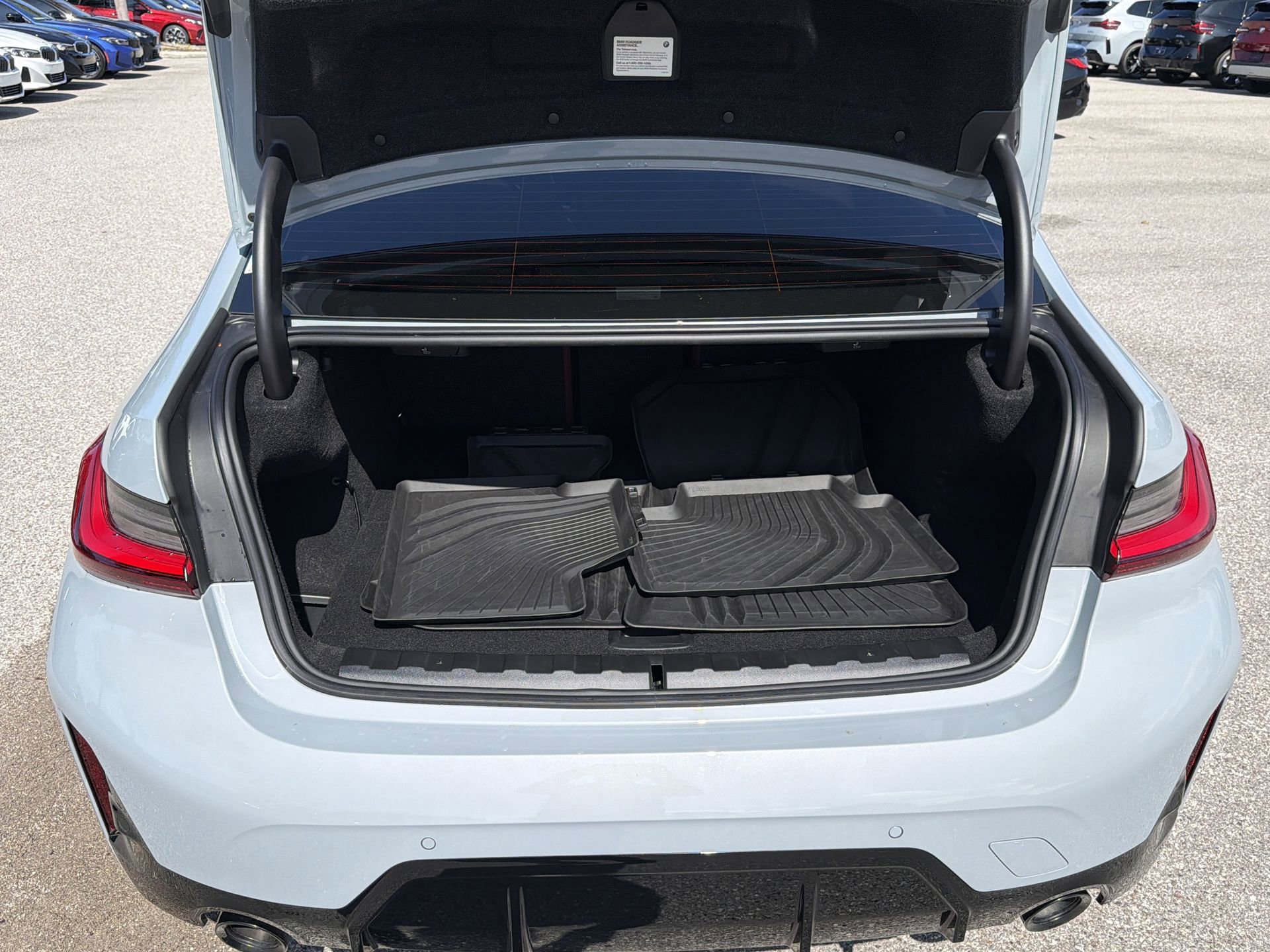 Certified 2024 BMW 330e w/ Premium Package RWD image 12