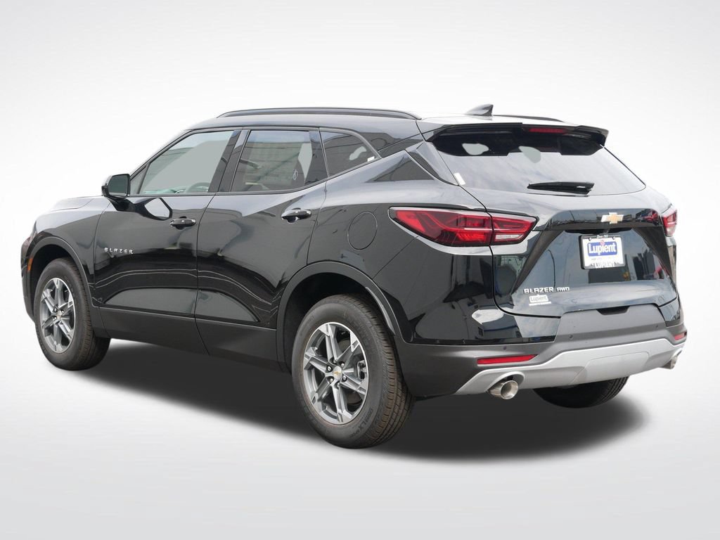 New 2026 Chevrolet Blazer LT w/ Convenience Package AWD/4WD image 9