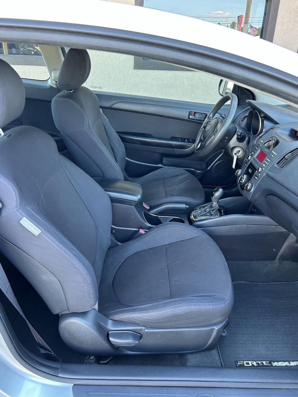 Used 2012 Kia Forte Koup EX image 13